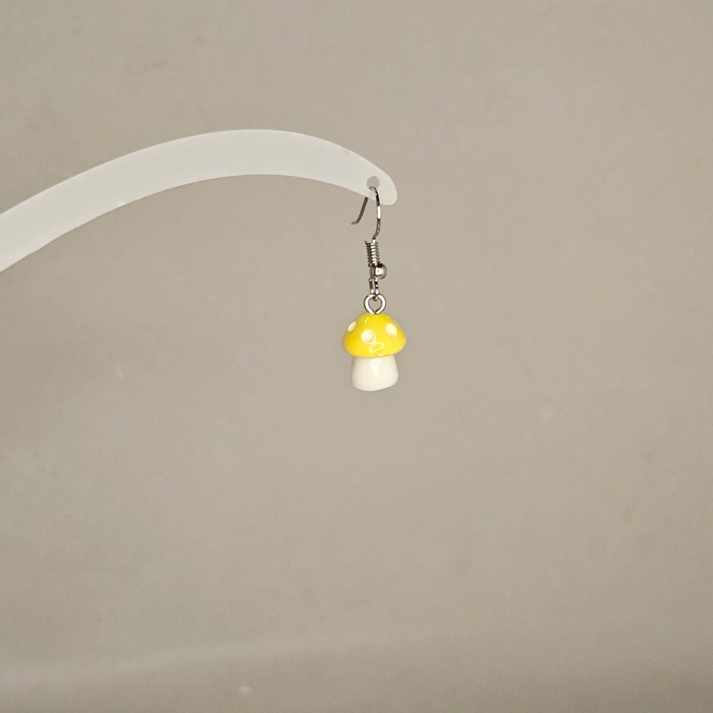 Item #213 Mushroom Earring