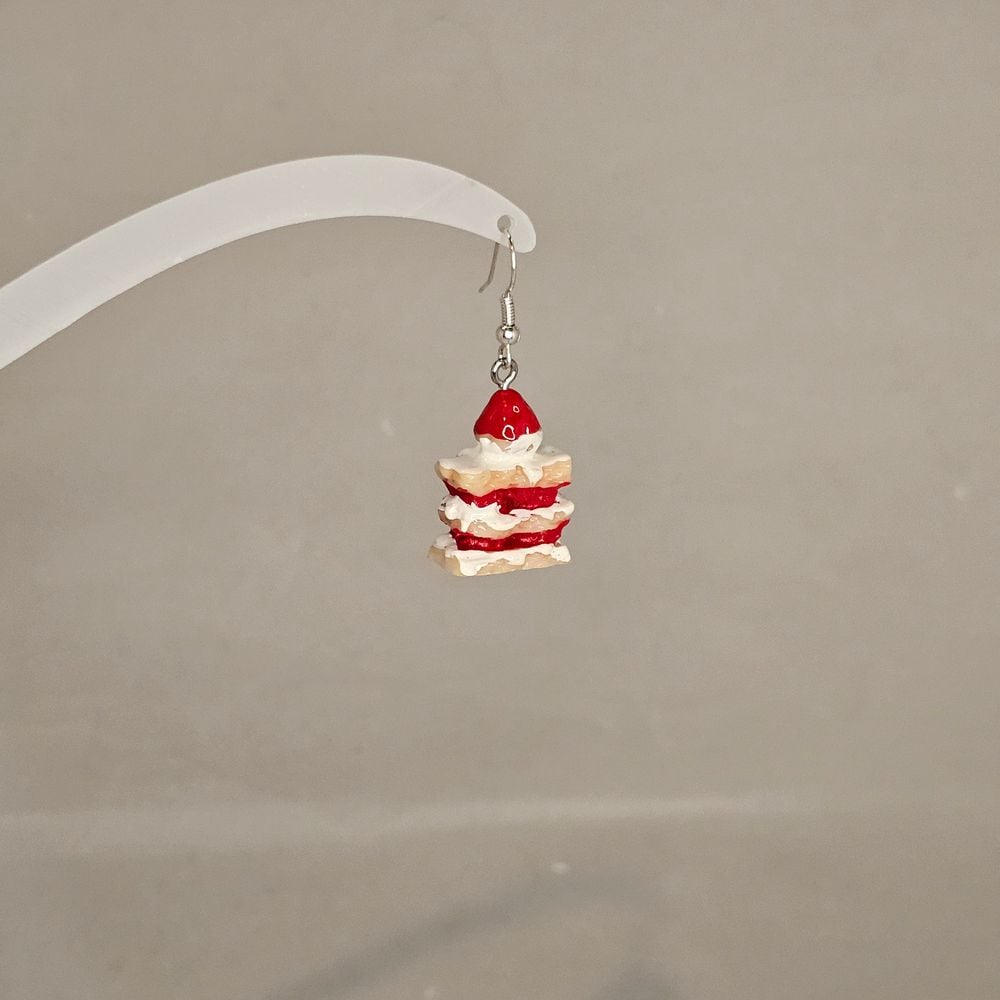 Item #117 Strawberry Shortcake Earring