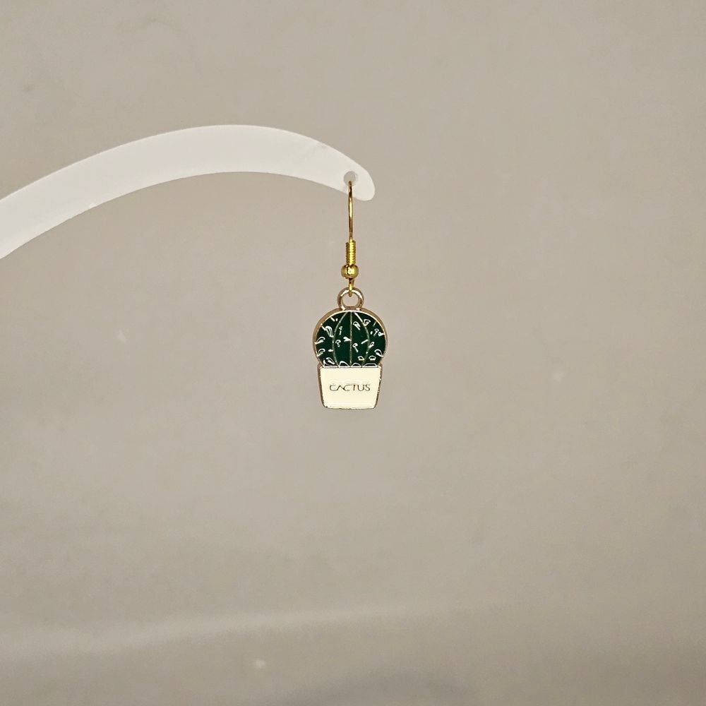 Item #208 Plant Earring