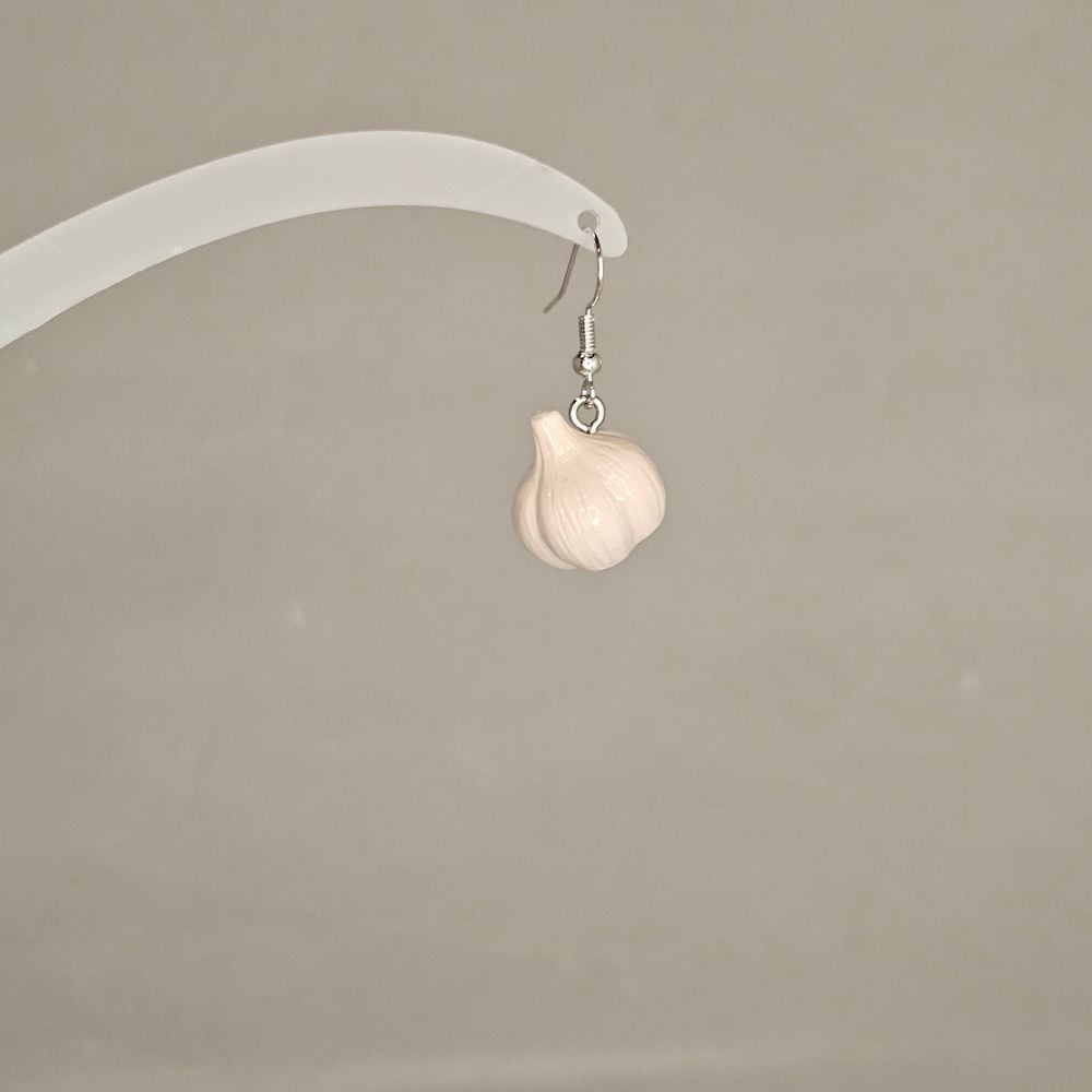 Item #163 Garlic Earring