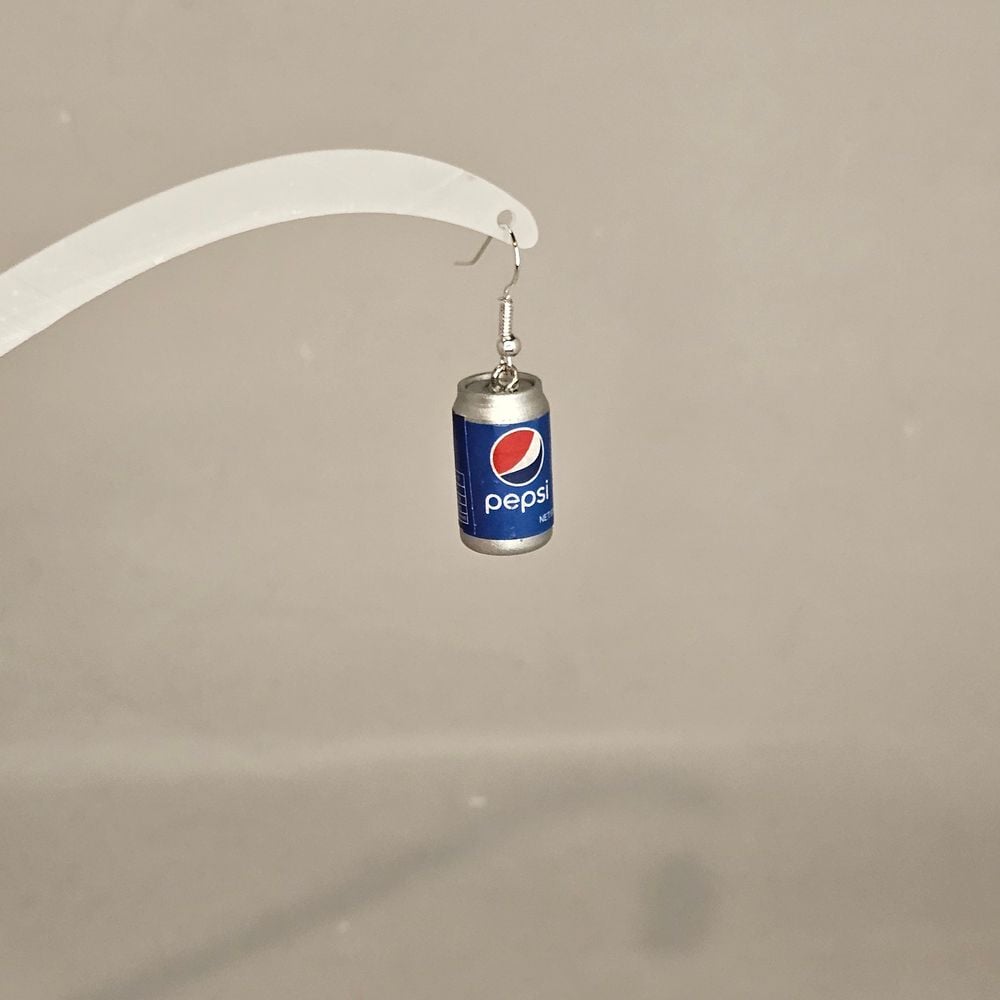 Item #181 Pepsi Earring
