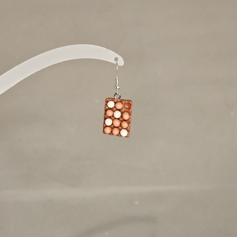 Item #36 Eggs Earring